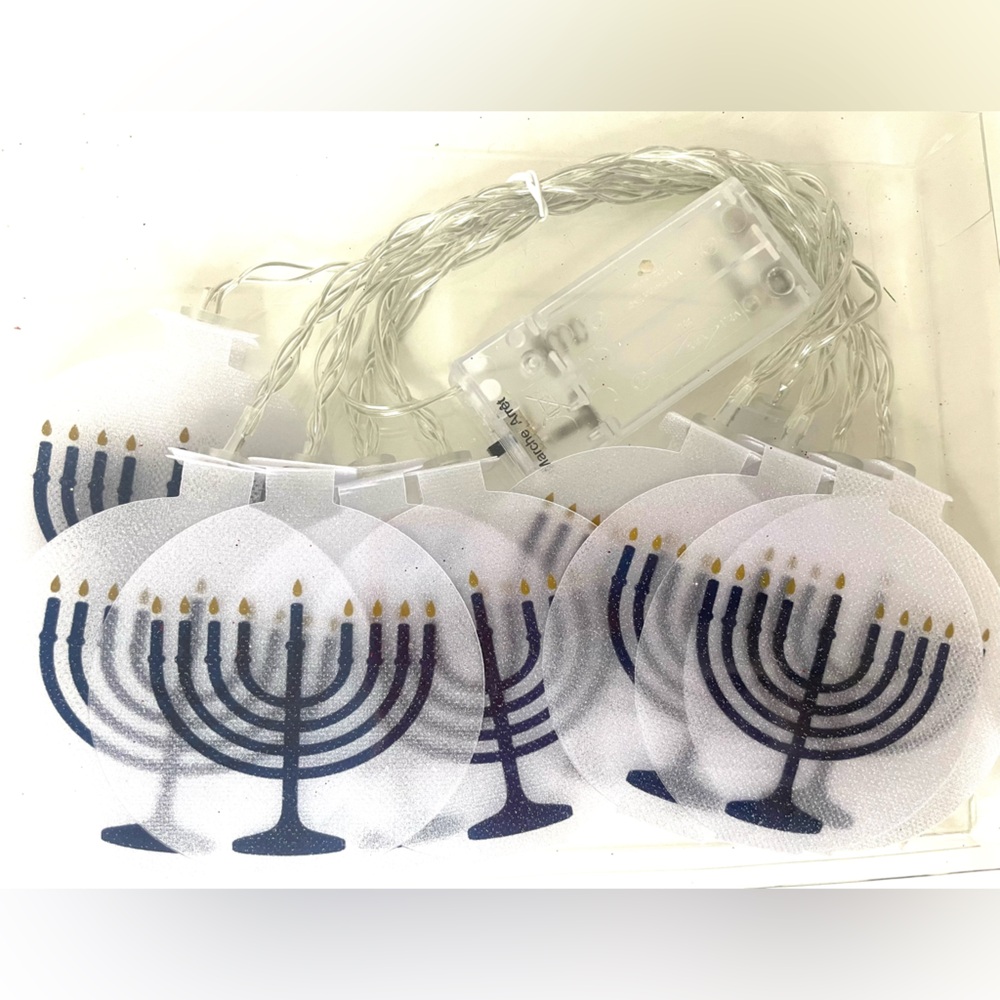 Hanukkah Menorah Holiday String Lights, Battery powered LED lights,6.5 feet long